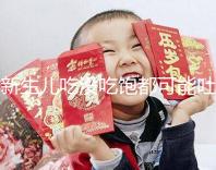 新生兒吃沒吃飽都可能吐奶，吃奶過量有3個表現